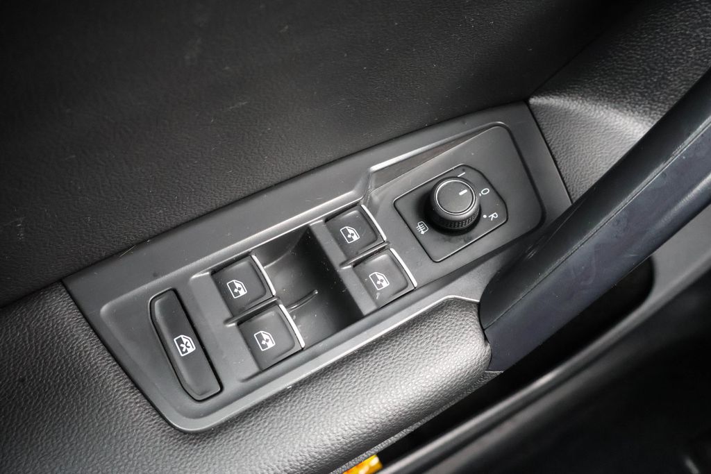 2021 Volkswagen Tiguan 2.0T 31