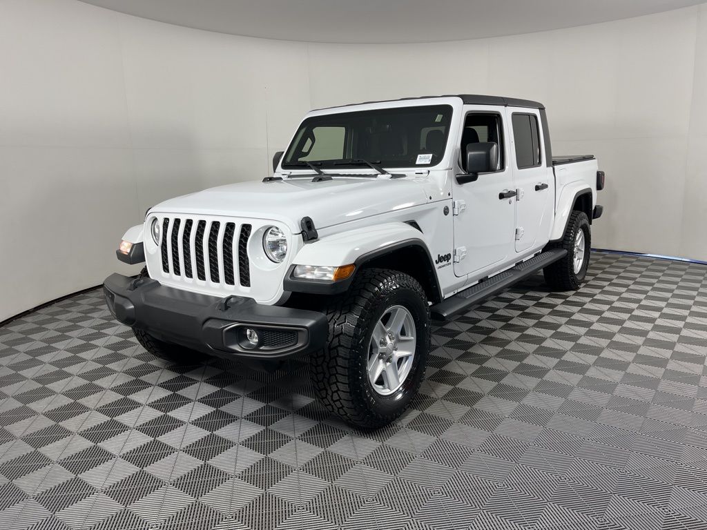 2022 Jeep Gladiator Sport -
                Fayetteville, AR