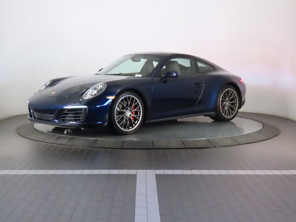 Thumbnail: 2017 Porsche 911 - 1