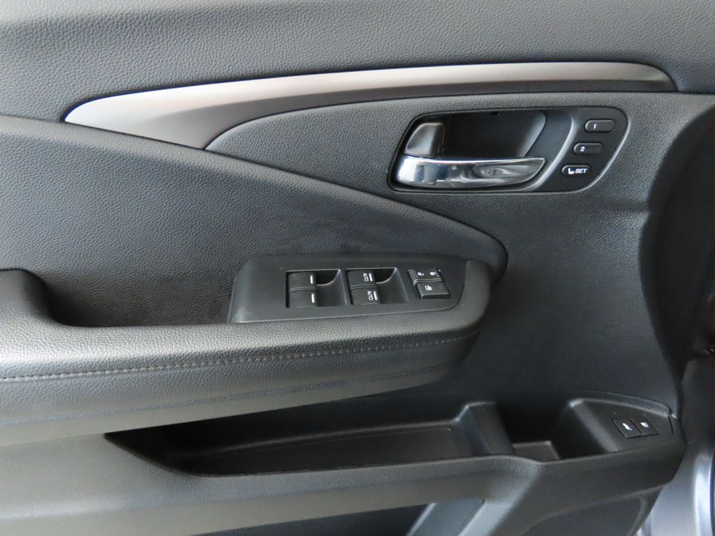 2022 Honda Pilot EX-L 24