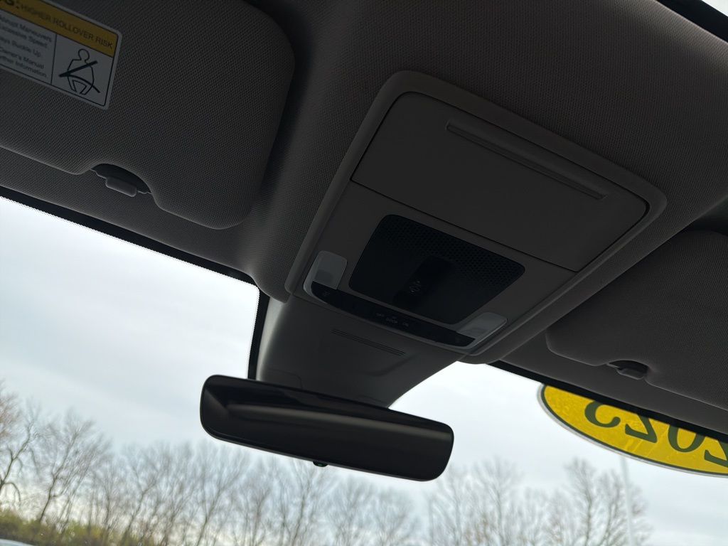 Thumbnail: 2023 Honda CR-V - 13