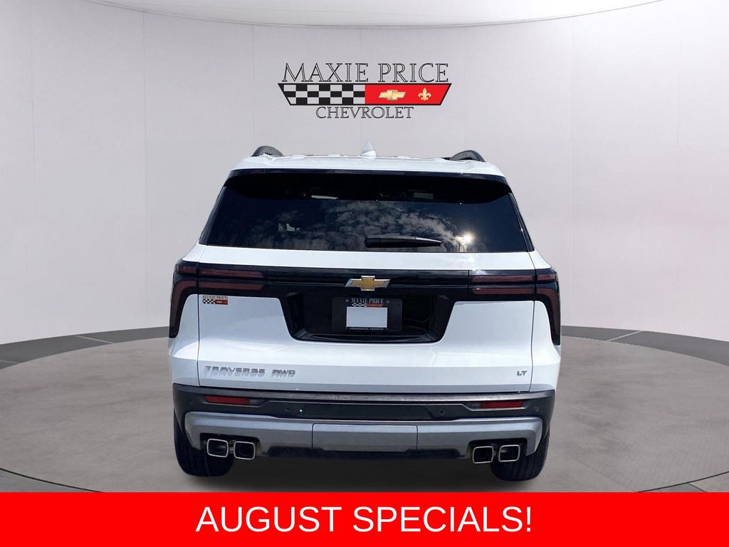 Used 2024 Chevrolet Traverse SUV