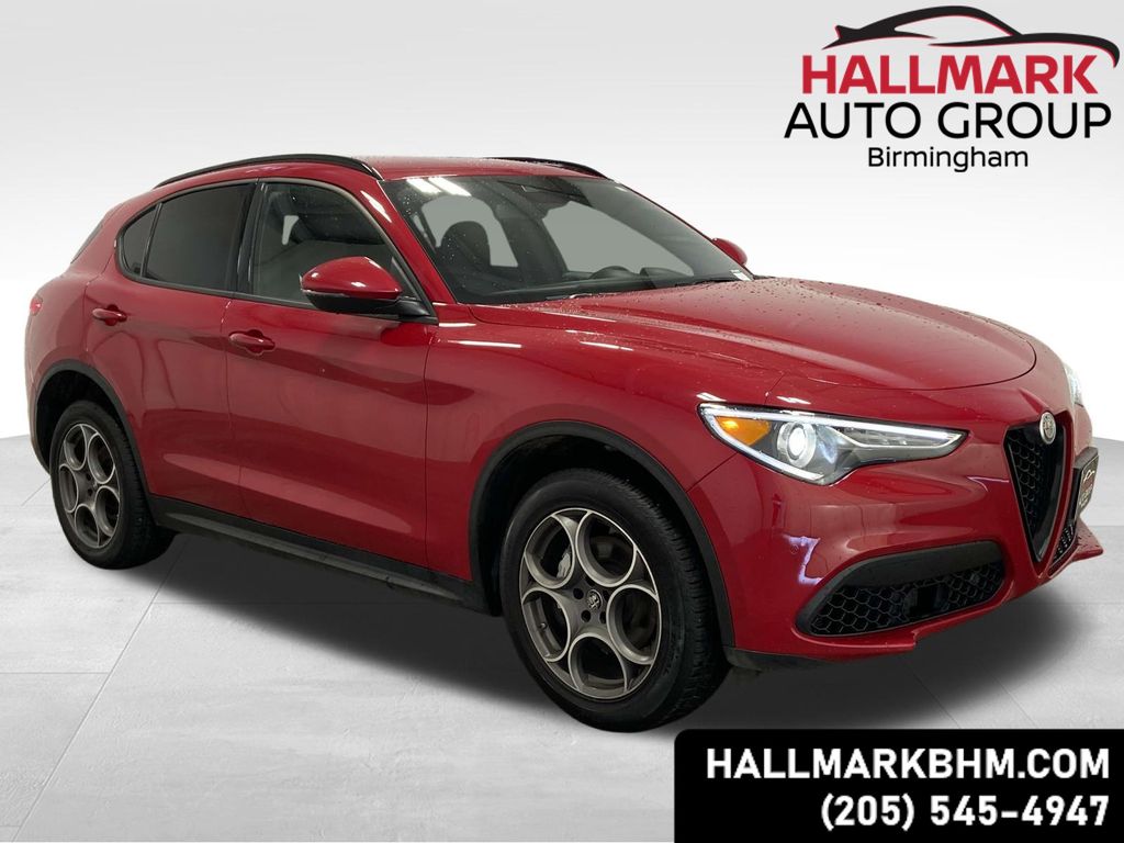 2022 Alfa Romeo Stelvio Sprint
