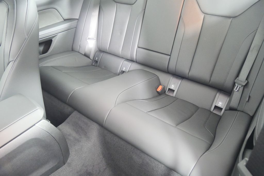 Thumbnail: 2026 BMW 4 Series - 15