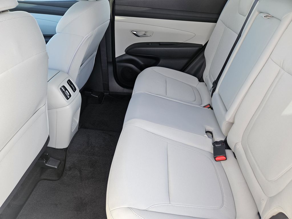 2026 Hyundai Tucson Hybrid