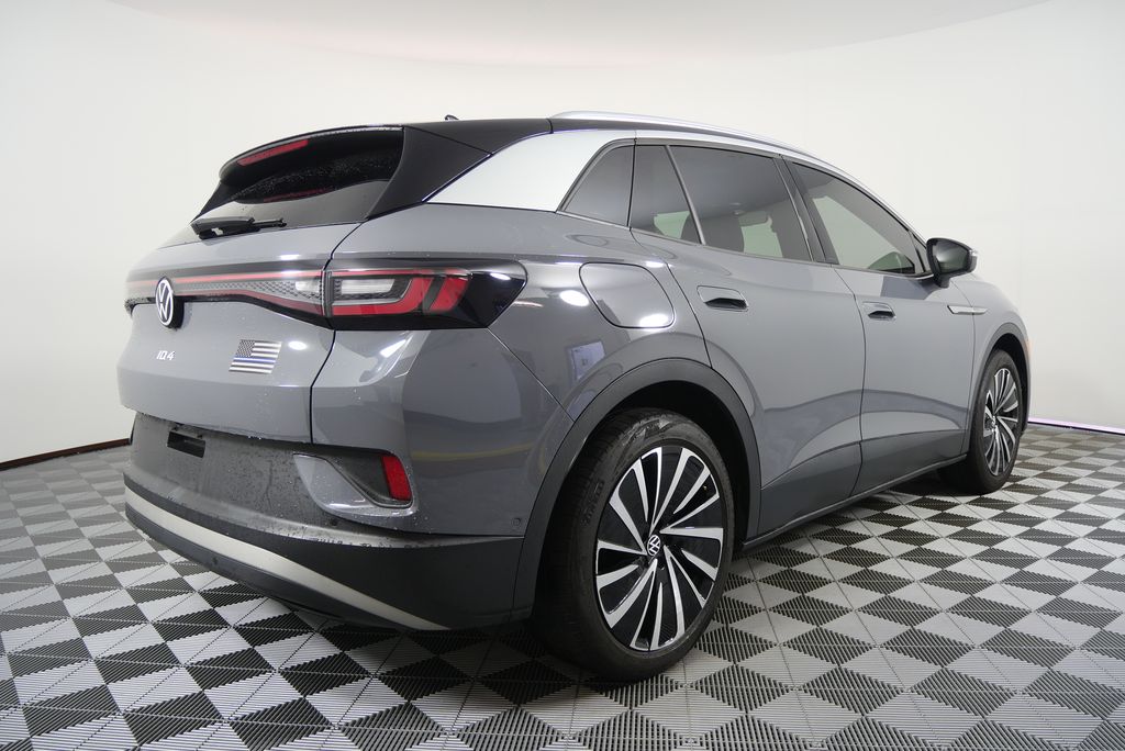 Thumbnail: 2023 Volkswagen ID.4 - 3