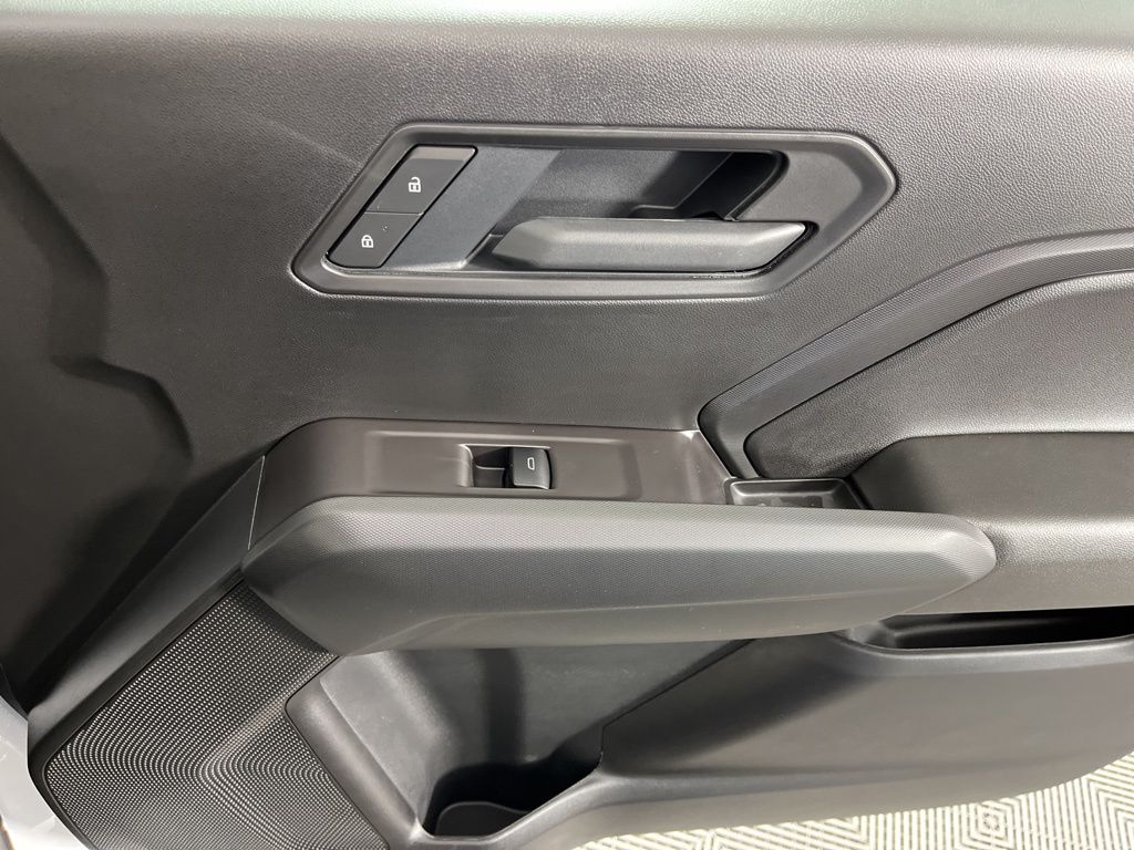 Thumbnail: 2026 Chevrolet Colorado - 11