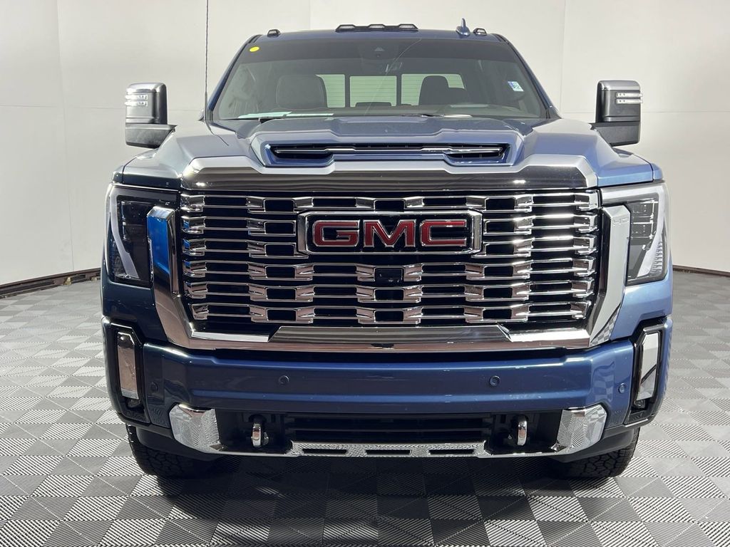 2024 GMC Sierra 2500HD Denali 2