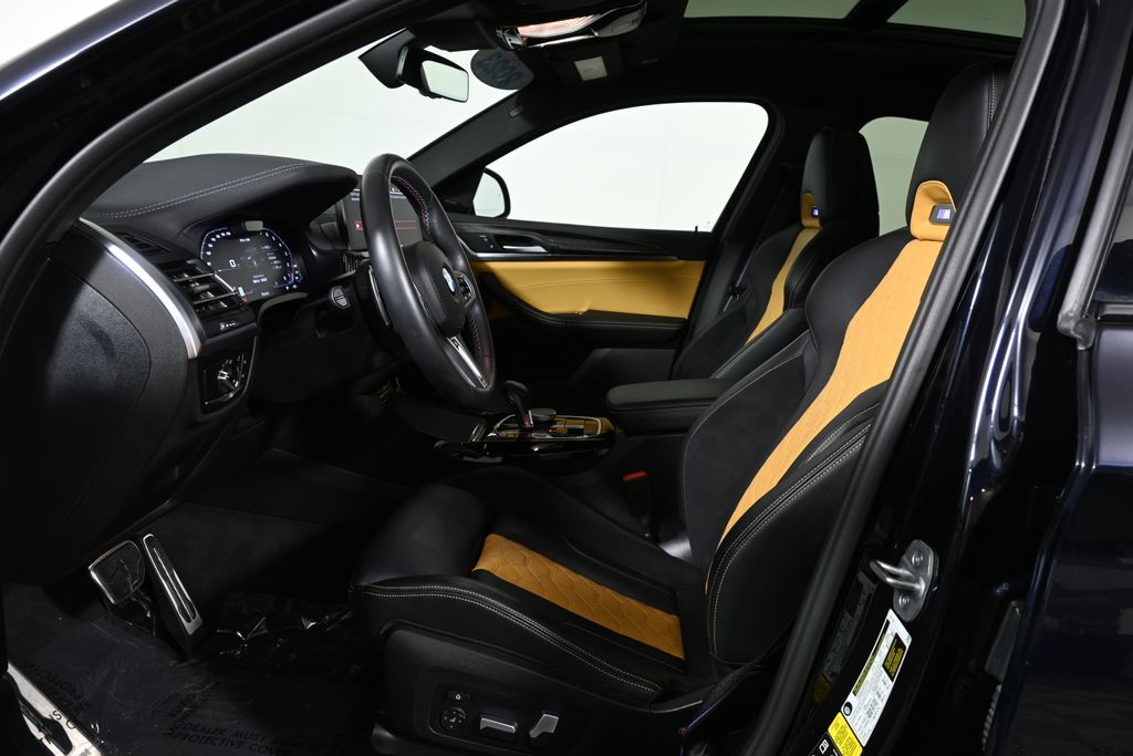 Thumbnail: 2023 BMW X4 - 3