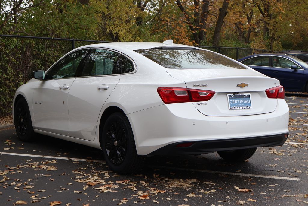 Thumbnail: 2024 Chevrolet Malibu - 5