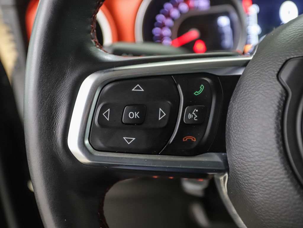 Thumbnail: 2018 Jeep Wrangler - 12