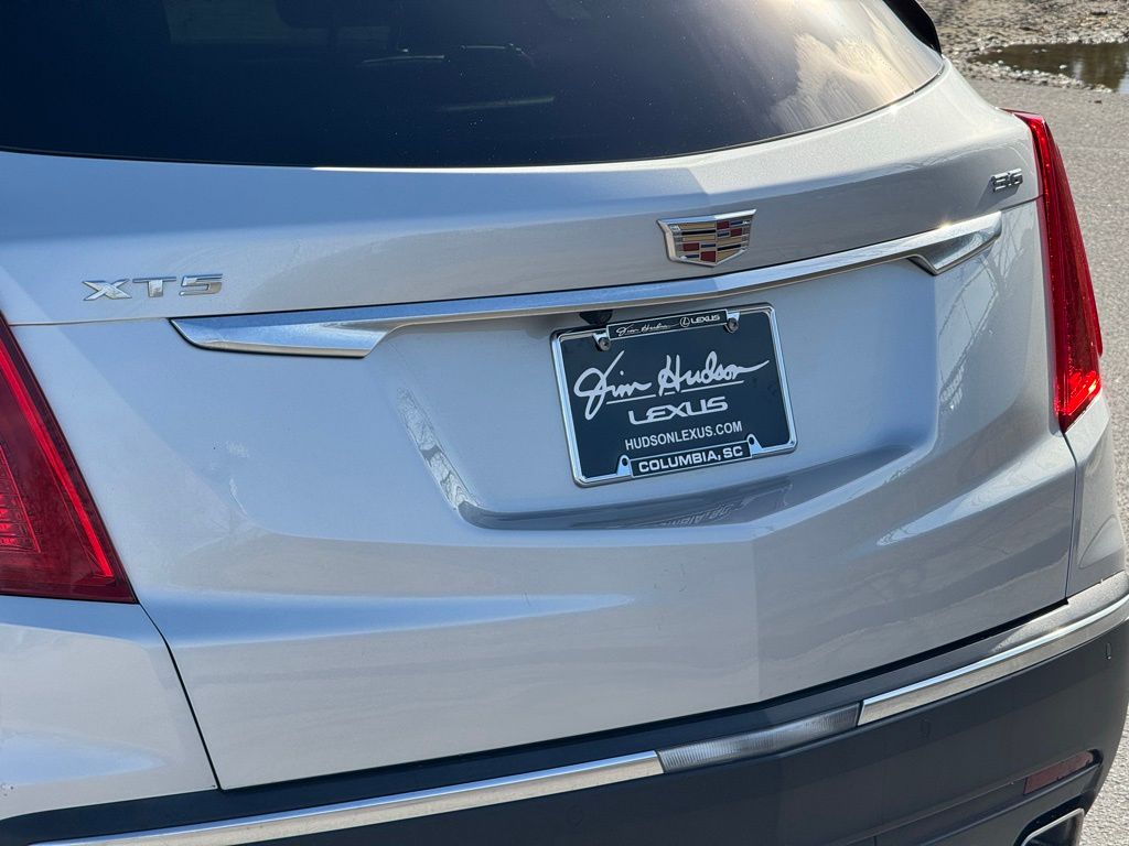 2017 Cadillac XT5 Luxury 13