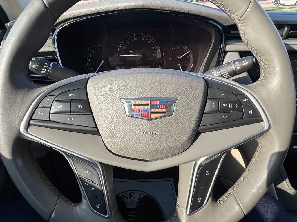 Used 2017 Cadillac XT5 SUV