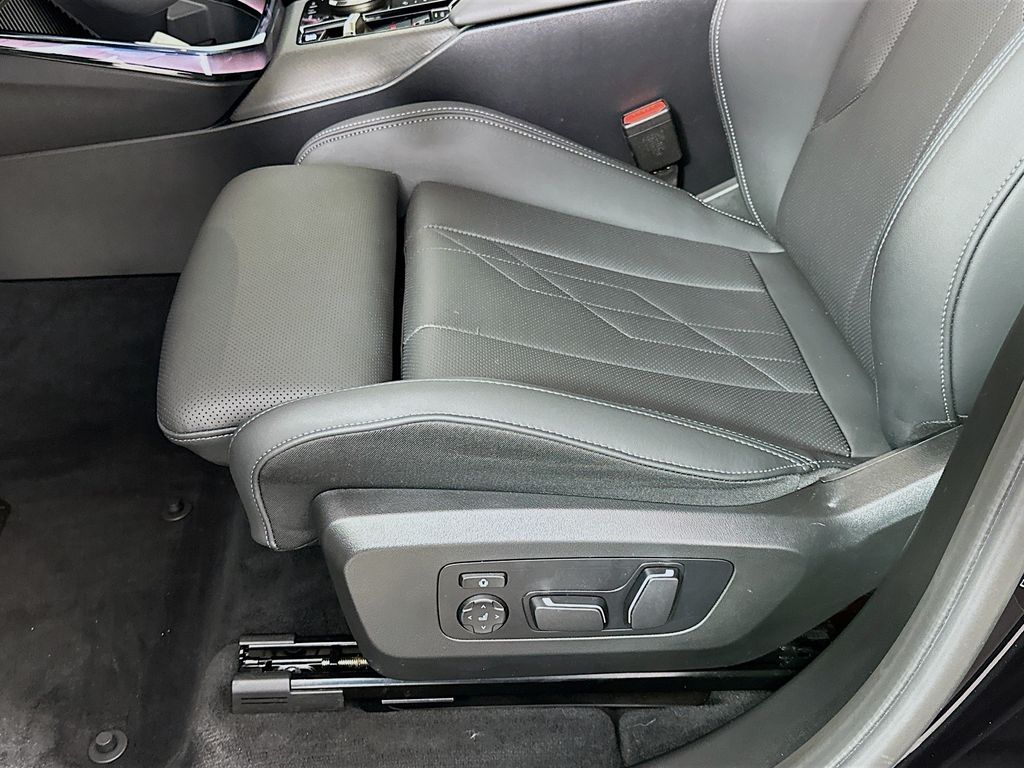 Thumbnail: 2025 BMW X3 - 19