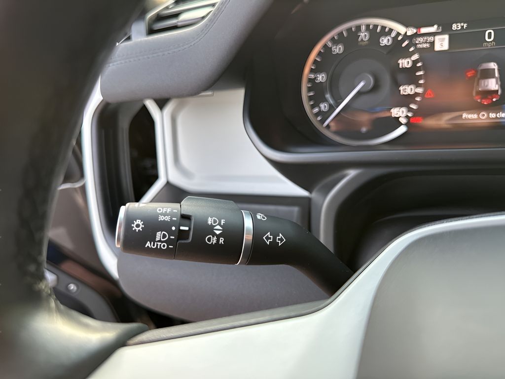 Used Car 2023 Land Rover Defender 110  Se For Sale Under $60,000 In Austin, Texas