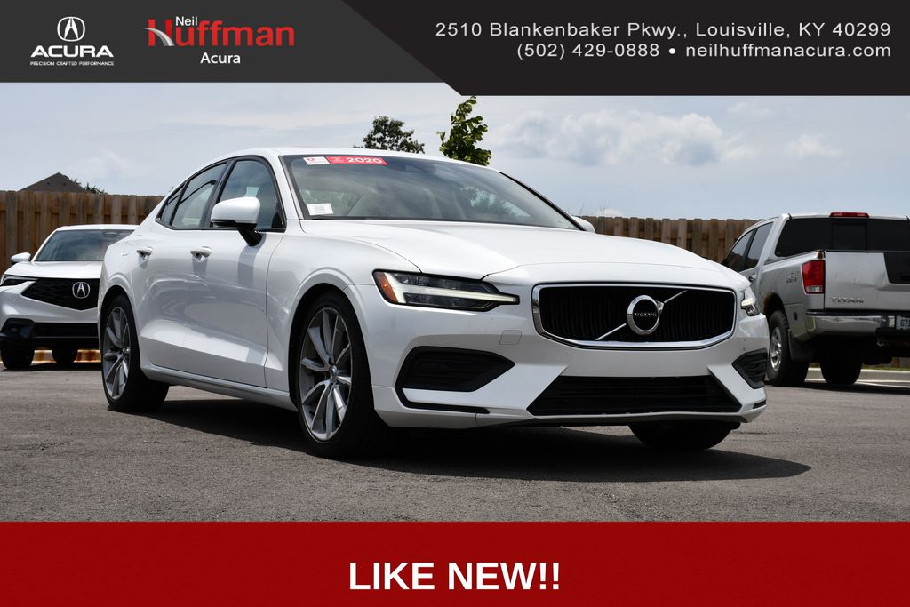2020 Volvo S60 T6 Momentum AWD