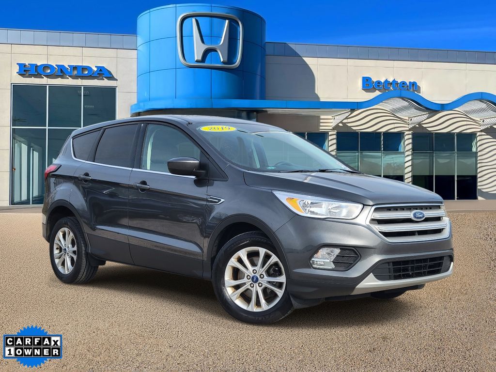 Gray (Magnetic Metallic) 2019 Ford Escape SE AWD SUV / Crossover All-Wheel Drive 6-Speed Automatic