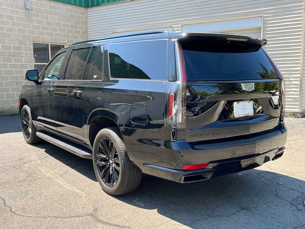 2022 Cadillac Escalade ESV Sport 5