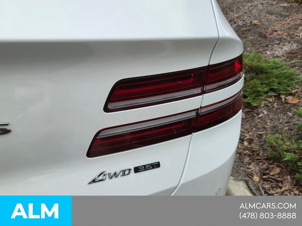 Used 2025 White Genesis 3.5T Advanced image 18