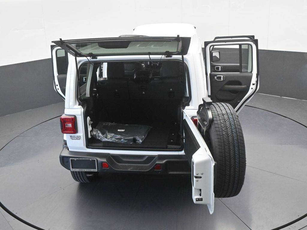 New 2026 Bright White Clearcoat Jeep Sahara image 63