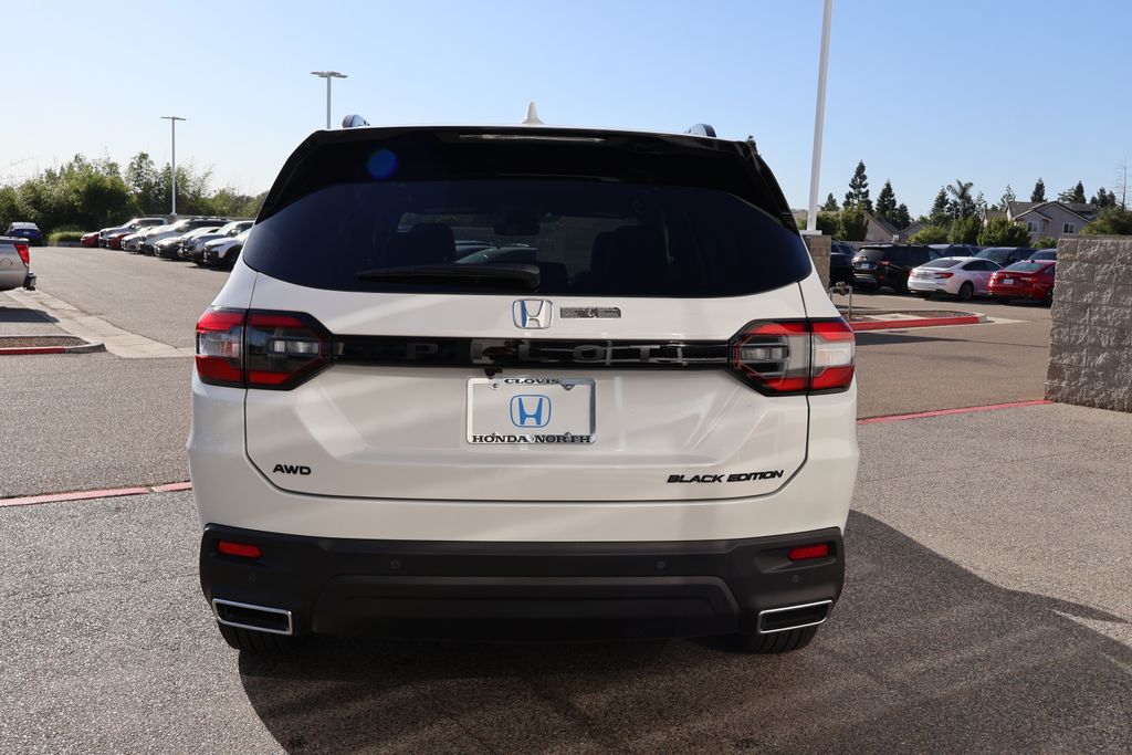 2025 Honda Pilot Black Edition 6