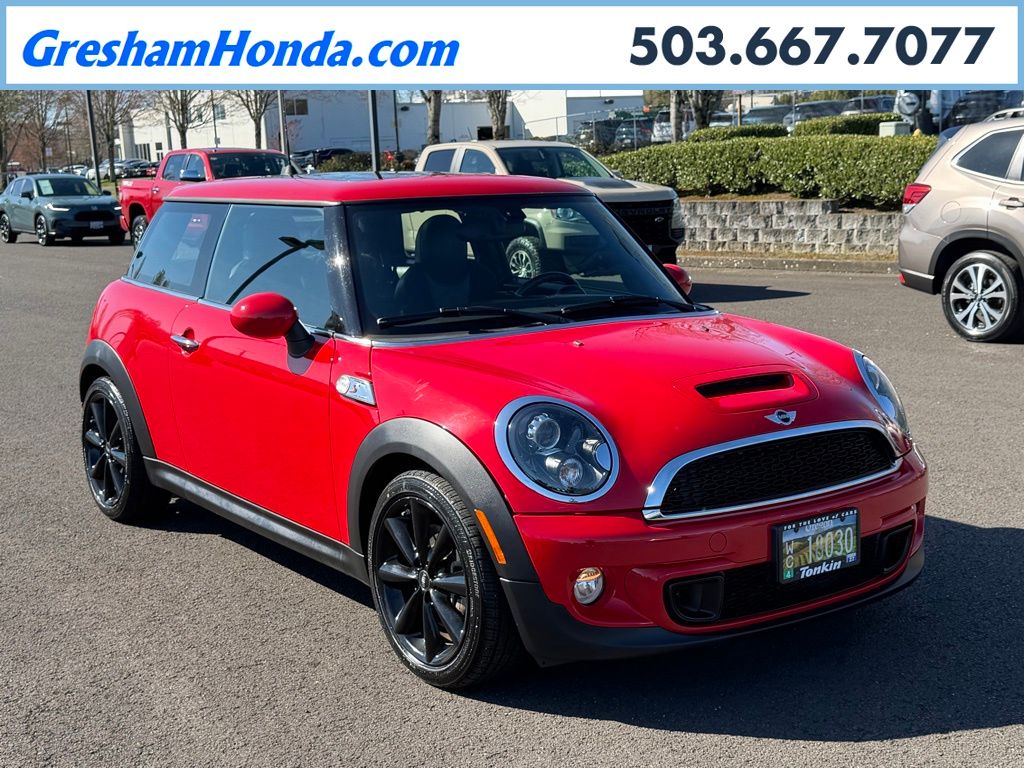 2013 MINI Cooper S Hatchback FWD