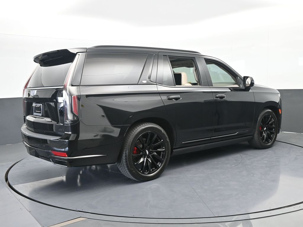 Used 2021 Black Raven Cadillac Sport Platinum image 6