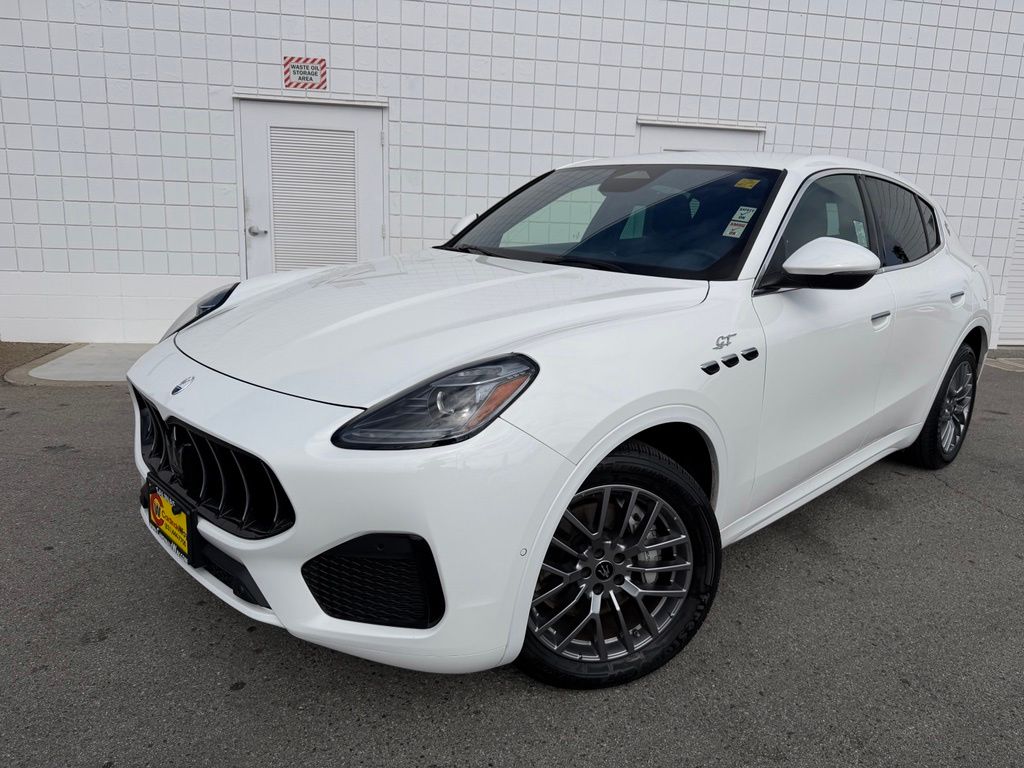White 2024 Maserati Grecale SUV / Crossover All-Wheel Drive 8-Speed Automatic