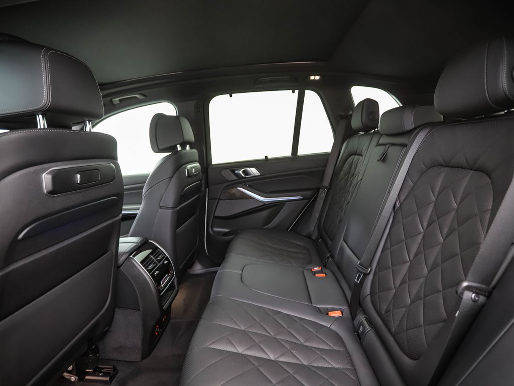 Thumbnail: 2024 BMW X5 - 22