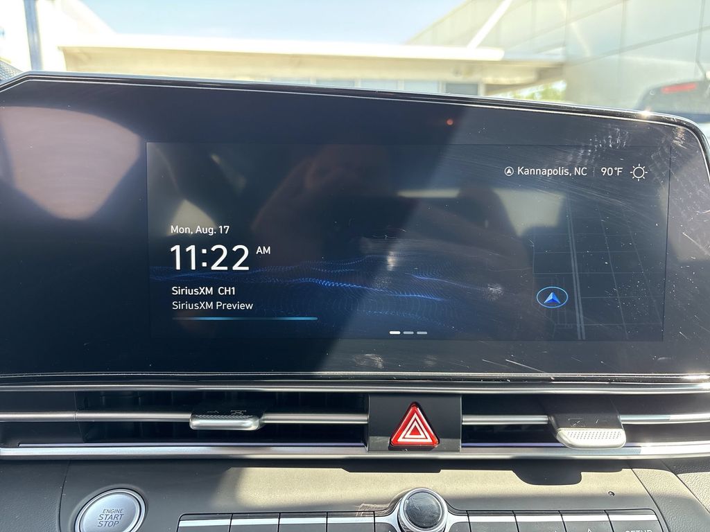 Used 2025 Intense Blue Hyundai SEL Convenience image 12