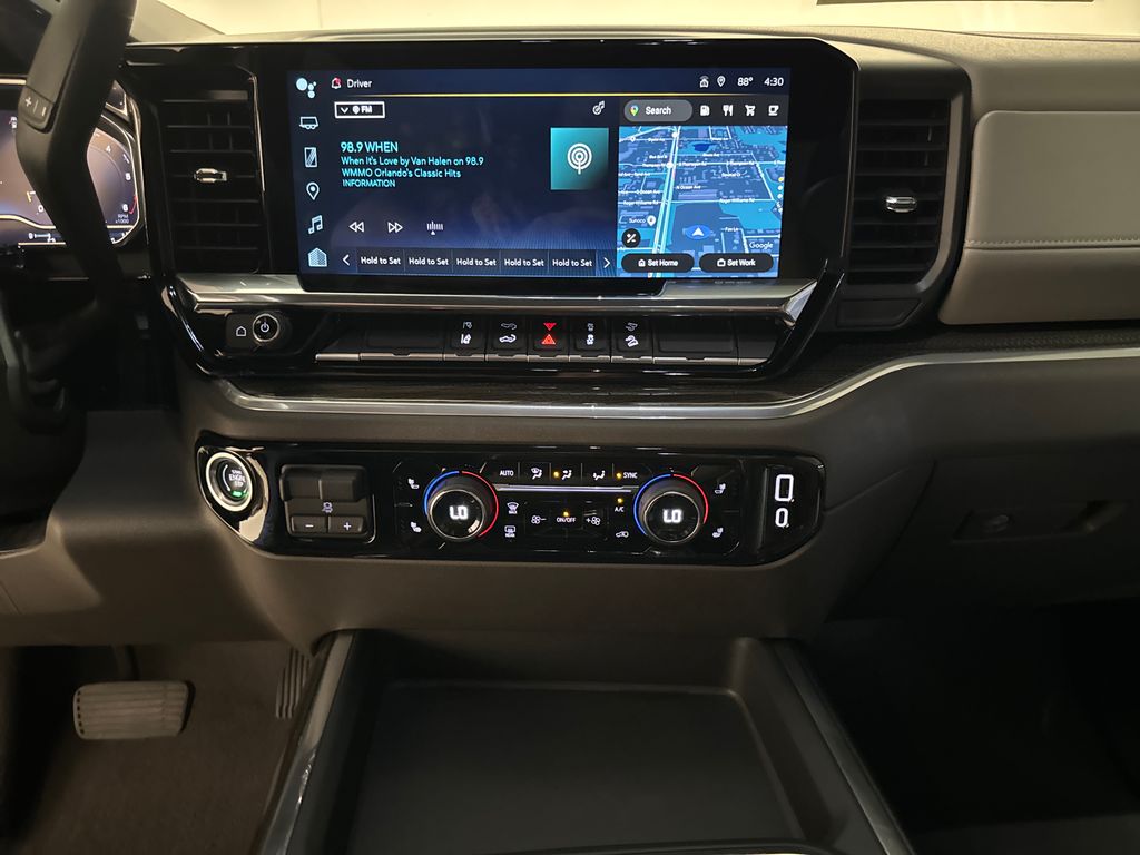 Used 2025 Blue Chevrolet LT image 18