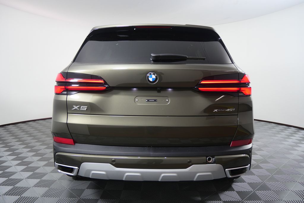 Thumbnail: 2026 BMW X5 - 4