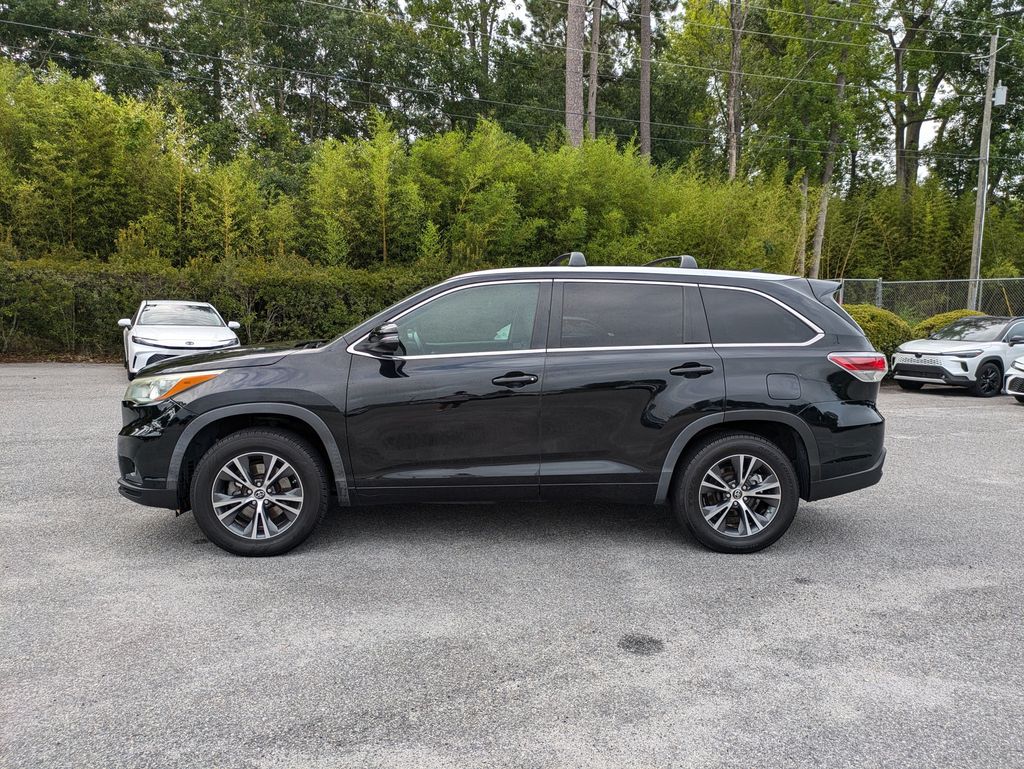 Used 2016 Toyota Highlander SUV