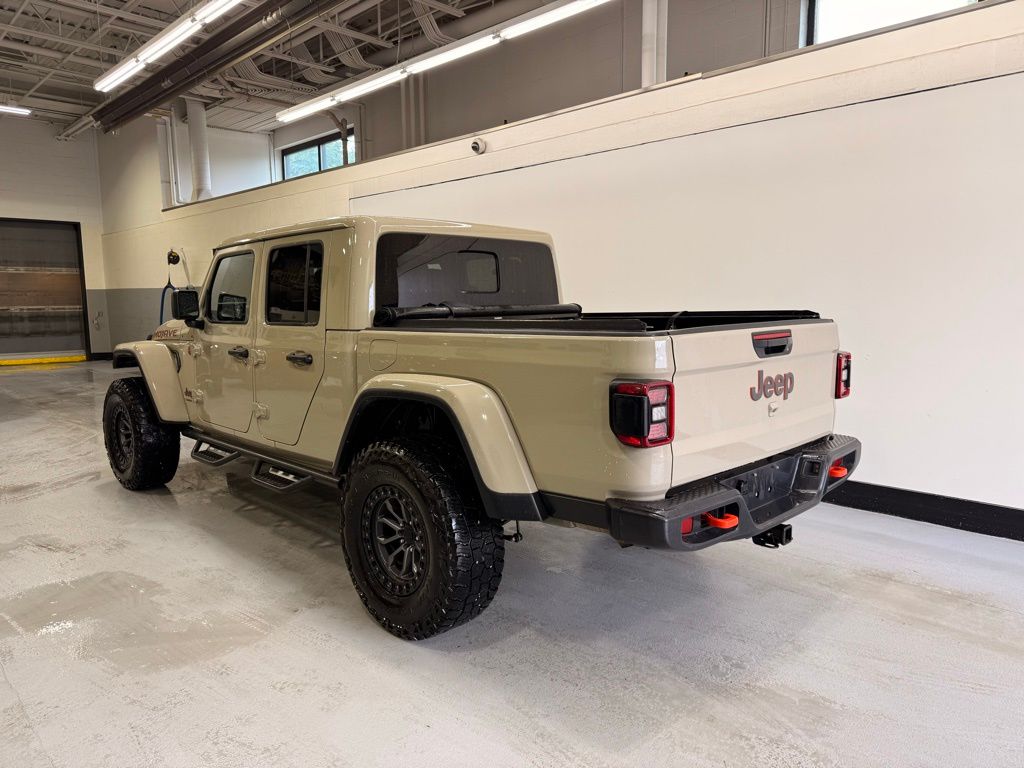 Thumbnail: 2022 Jeep Gladiator - 3