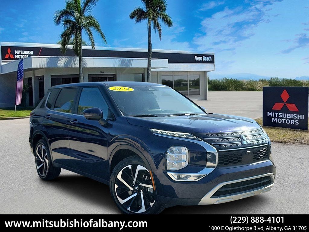 2024 Mitsubishi Outlander SE