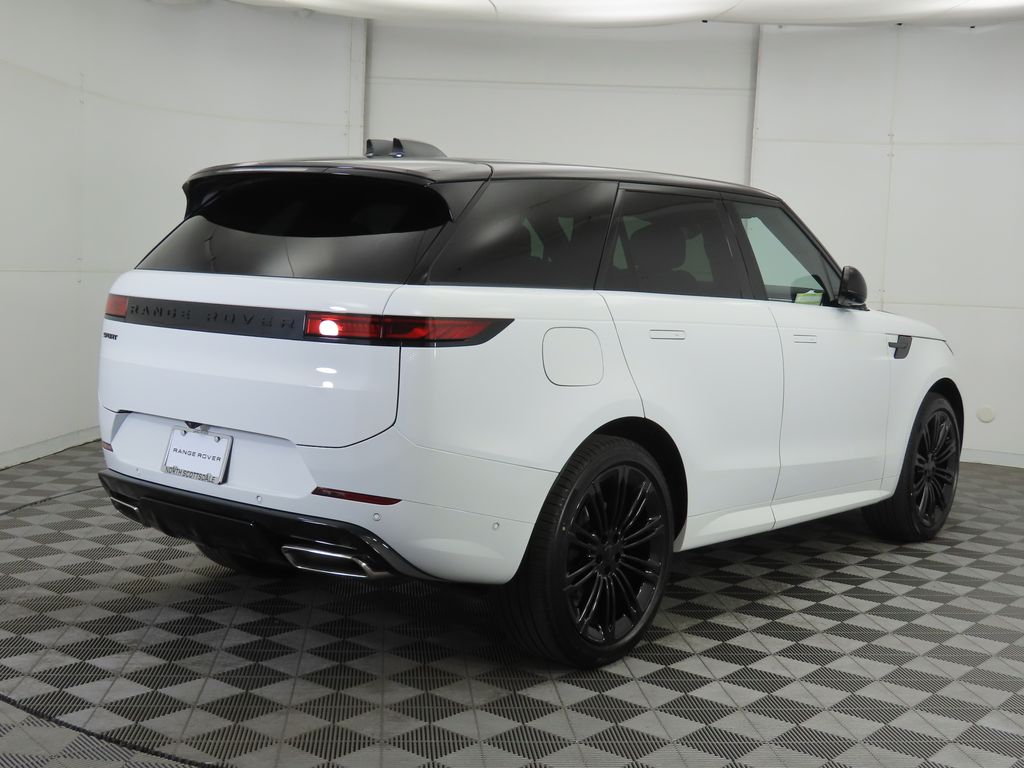 Thumbnail: 2026 Land Rover Range Rover Sport - 5