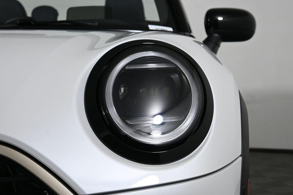Thumbnail: 2025 MINI Cooper Convertible - 17