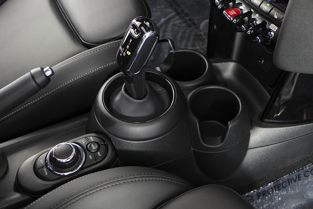 Thumbnail: 2023 MINI Cooper - 15