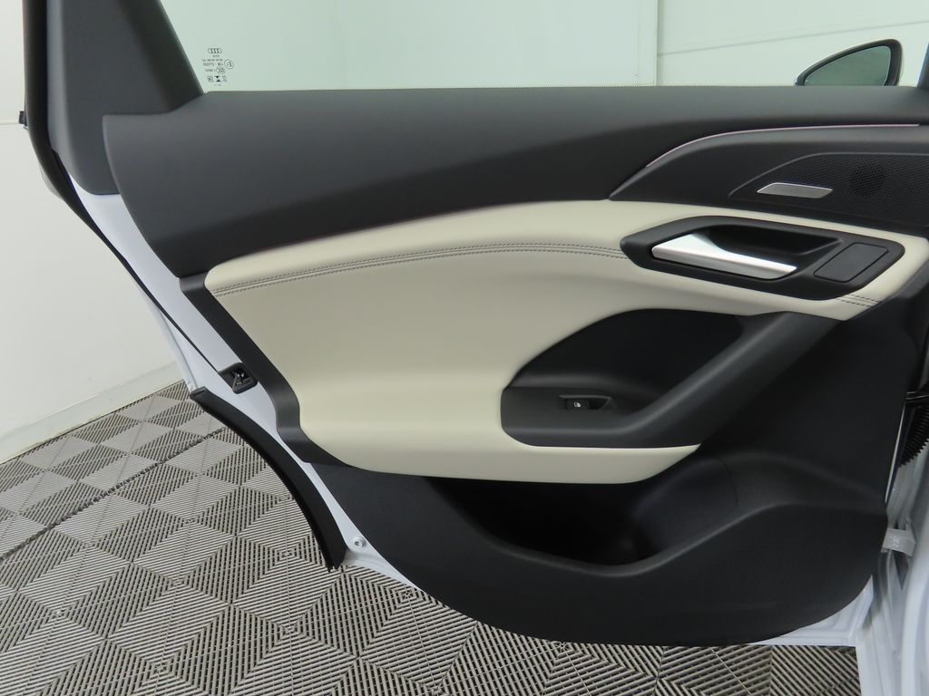 Thumbnail: 2025 Audi A6 - 26