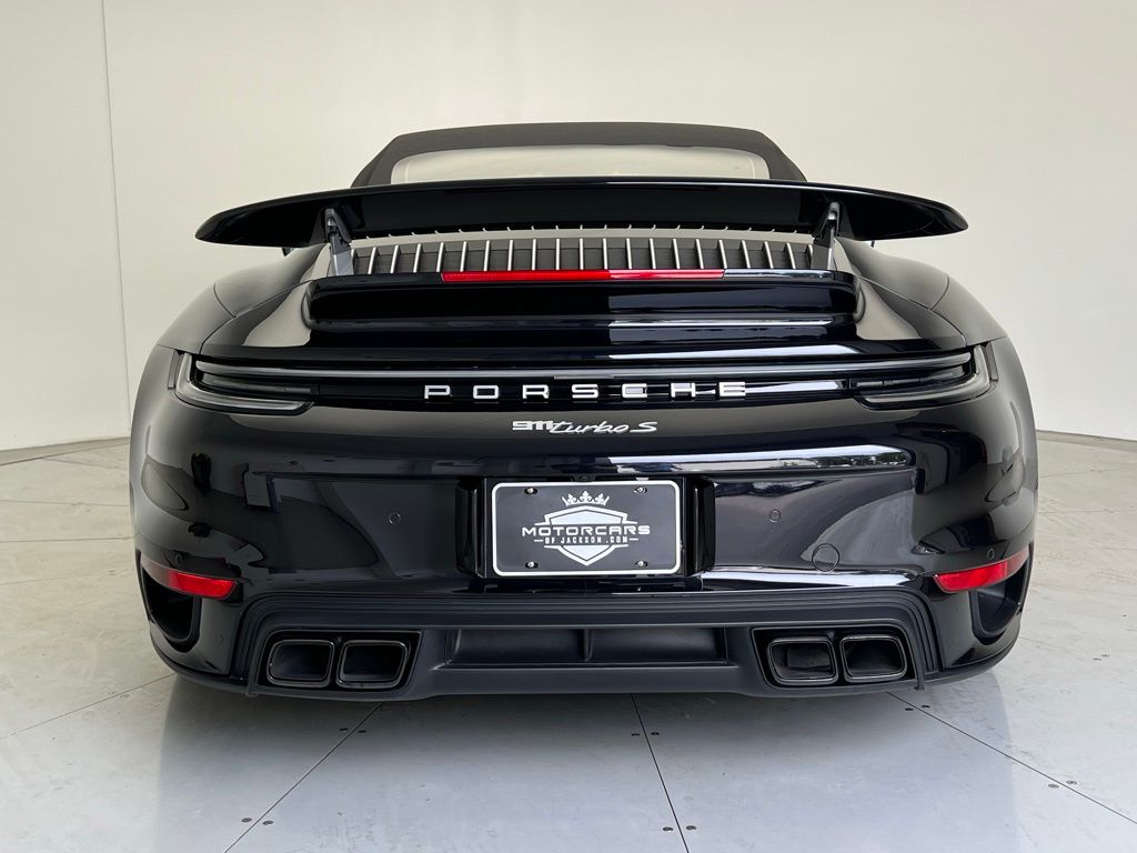 Thumbnail: 2024 Porsche 911 - 30
