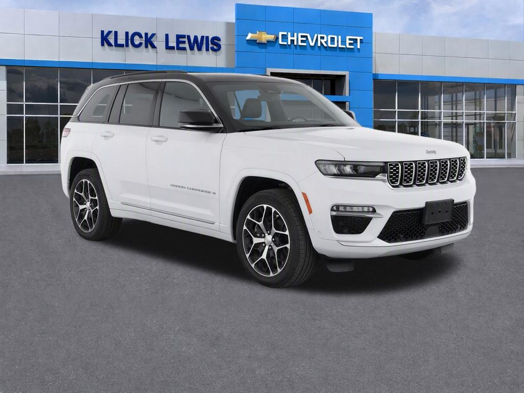2022 Jeep Grand Cherokee Summit Reserve White at Auto Express Mitsubishi