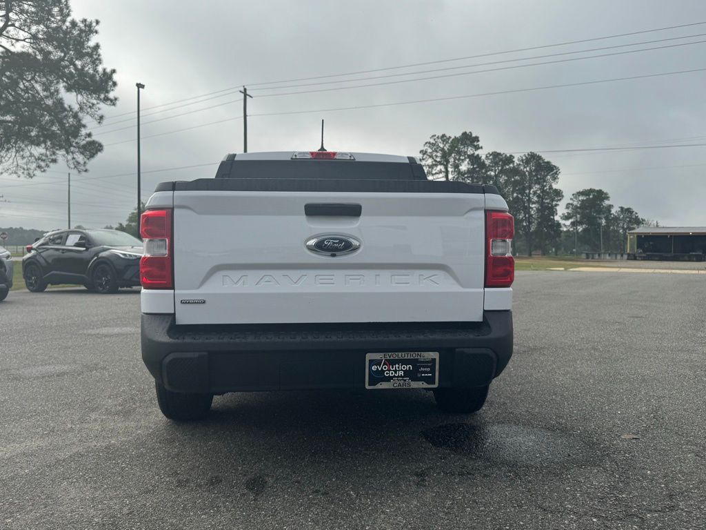 View vehicle photo 7