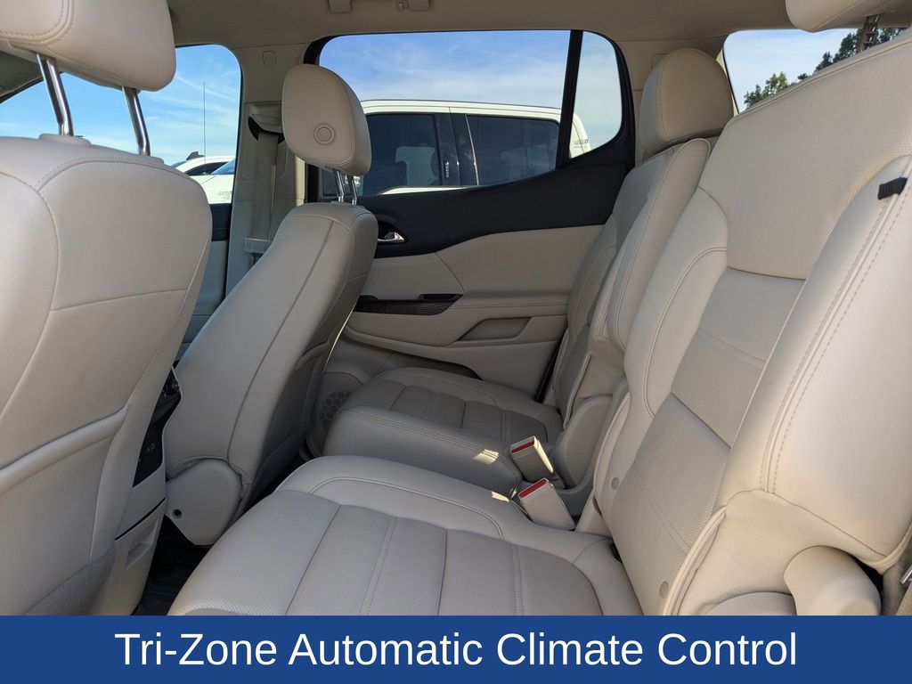 2021 GMC Acadia FWD Denali