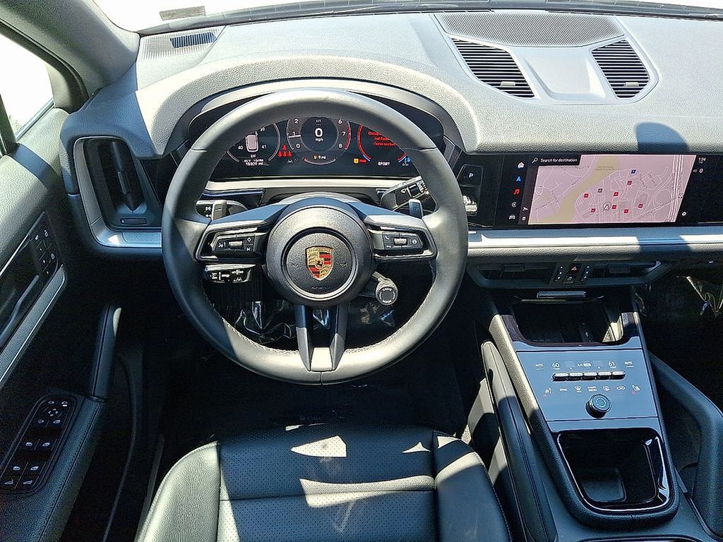 Thumbnail: 2024 Porsche Cayenne - 13