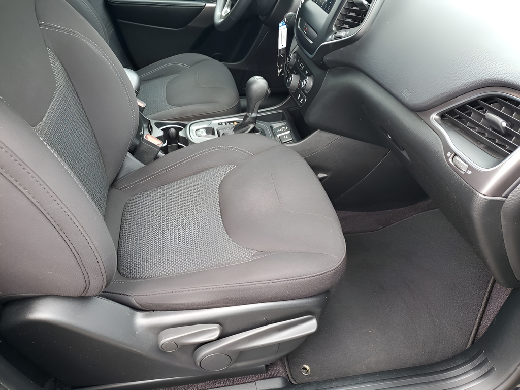 Used Car 2019 Jeep Cherokee  Latitude For Sale Under $12,000 In Austin, Texas