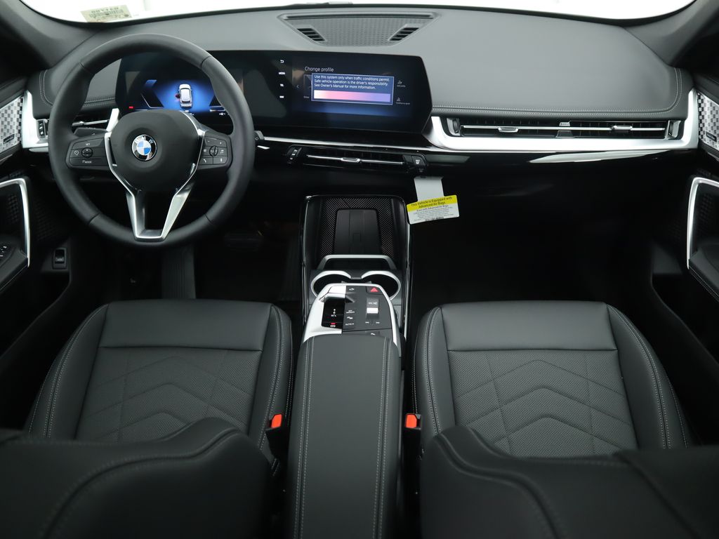 Thumbnail: 2025 BMW X1 - 13