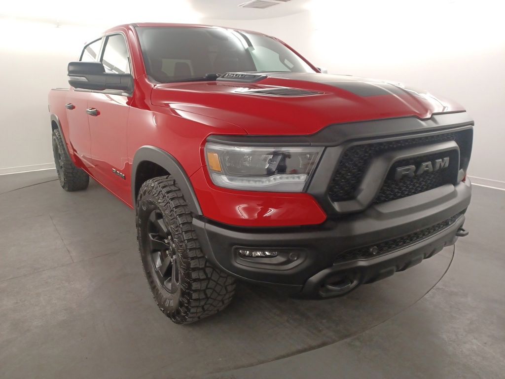 Flame Red Clearcoat 2024 RAM 1500 Pickup Truck Four-Wheel Drive 8-Speed Automatic