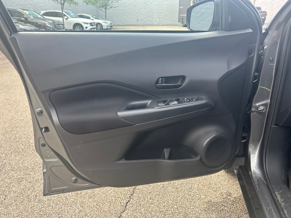 2025 Nissan Kicks Play S - 10