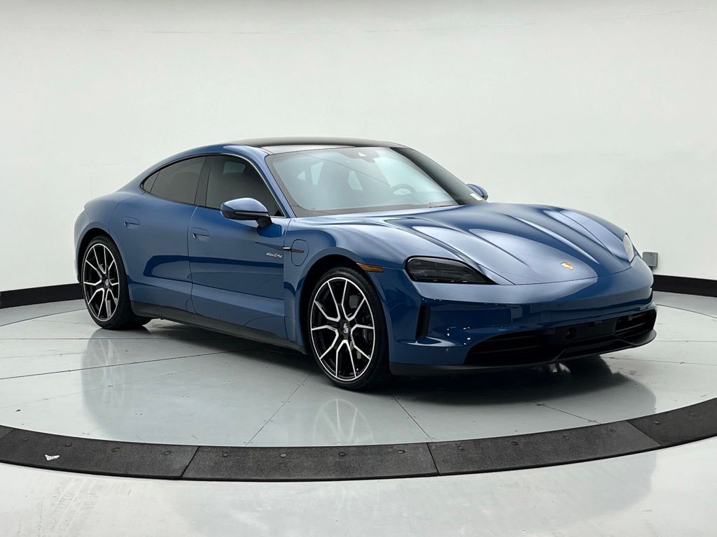 Thumbnail: 2025 Porsche Taycan - 7