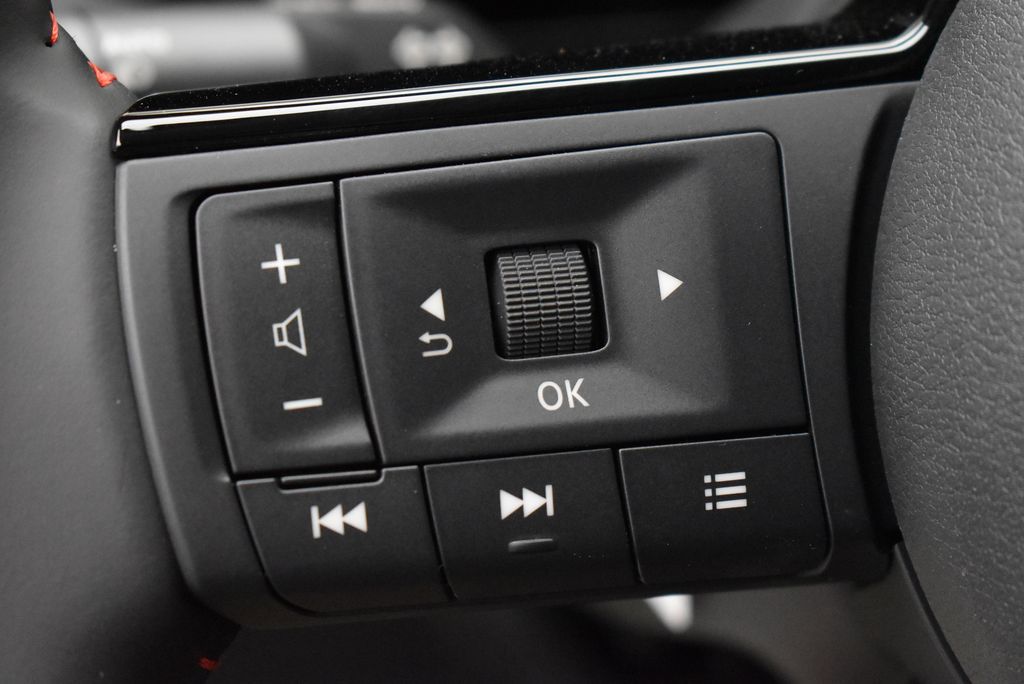 Thumbnail: 2026 Nissan Kicks - 17